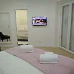 Гостевой дом Terrace Special For Groups Up To 19 Guests 4*