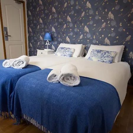Terrace Special For Groups Up To 19 Guests 4* Лісабон