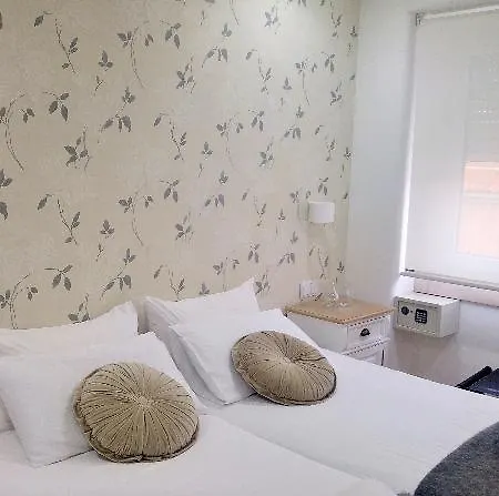 Terrace Special For Groups Up To 19 Guests Лиссабон